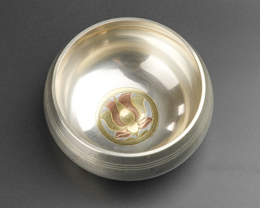 Тибетская поющая чаша Лакшми (14,5 см) 3